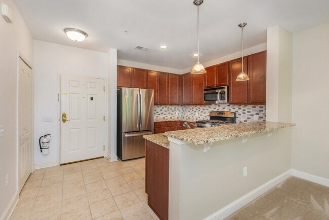 Building Photo - 4211 Ramapo Ct