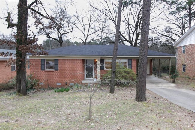 Building Photo - 601 North Coolidge