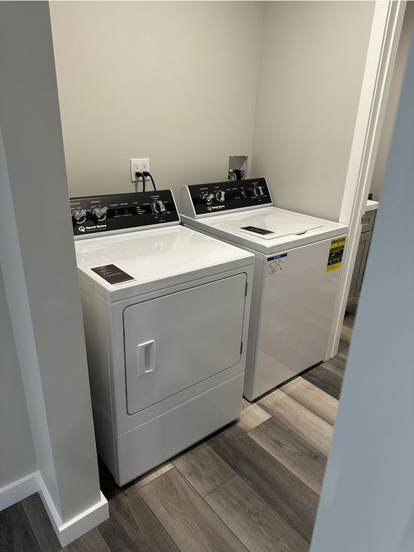 Foto del edificio - 4965 Imperial Ave