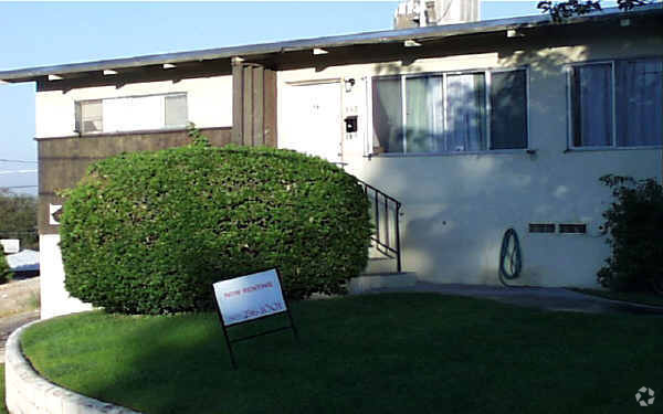 Building Photo - Garden View Apartments