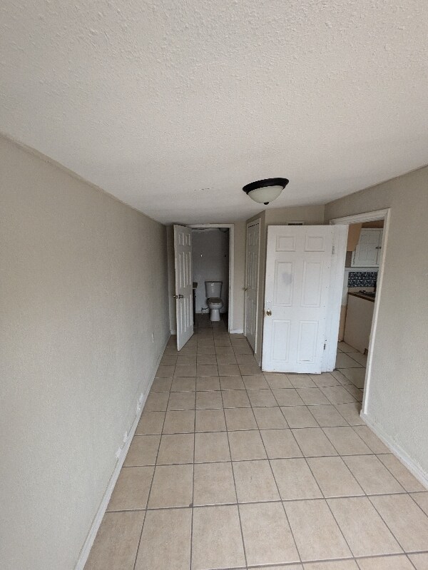 Foto principal - 3919 1 Harrison Ave