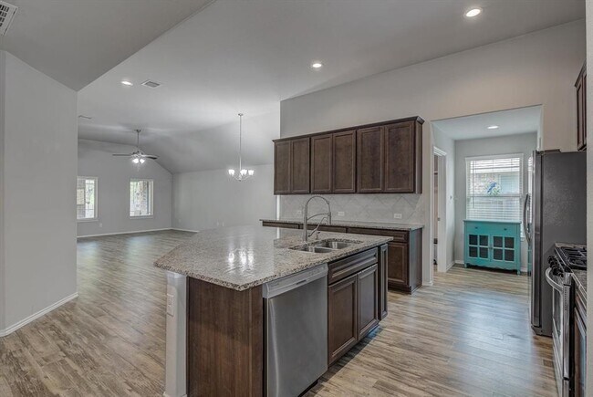 Building Photo - 21583 Elk Haven Ln