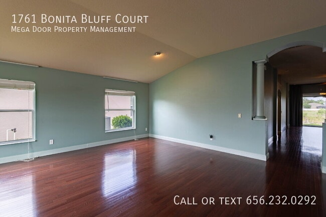 Foto del edificio - 1761 Bonita Bluff Ct