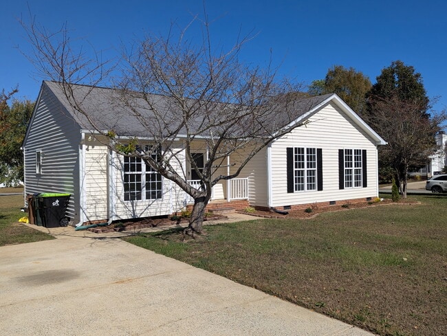 Building Photo - 417 Flagg Rd