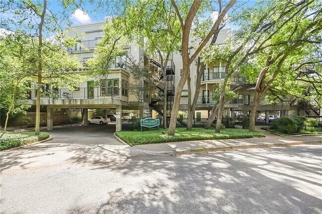 3115 Tom Green, Austin, Texas 78705 - 3115 Tom Green St