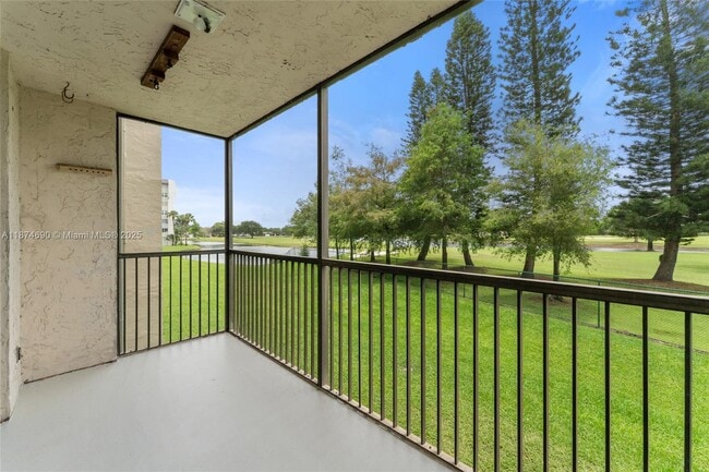 Building Photo - 3150 W Rolling Hills Cir