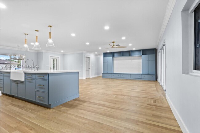 Foto del edificio - 6000 SW 17th St