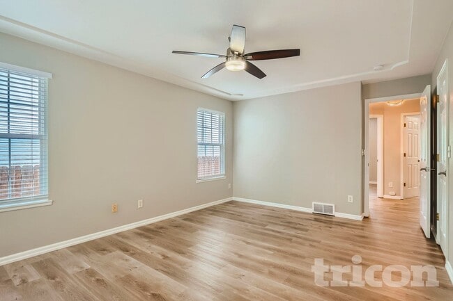 Foto del edificio - 5704 W 16th St Ln