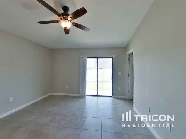 Building Photo - 10129 Carloway Hills Dr