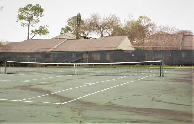 Foto del edificio - 8801 Hammerly Blvd