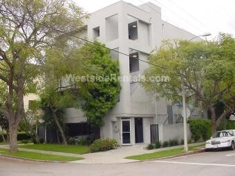 Primary Photo - 1546 Camden Ave