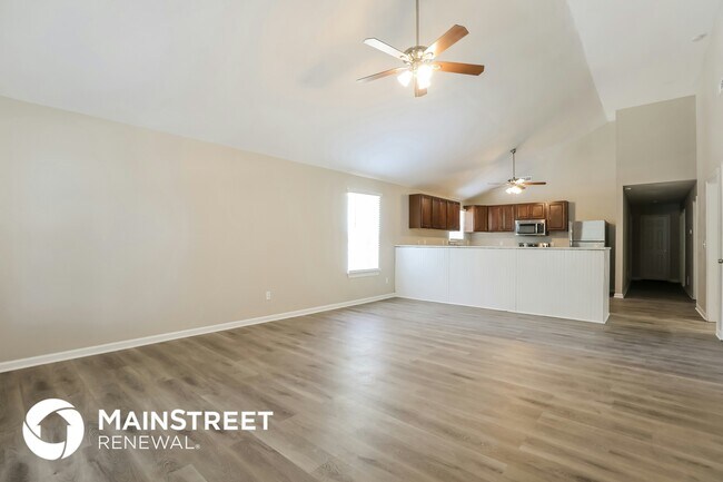 Foto del edificio - 1200 E 84th Terrace