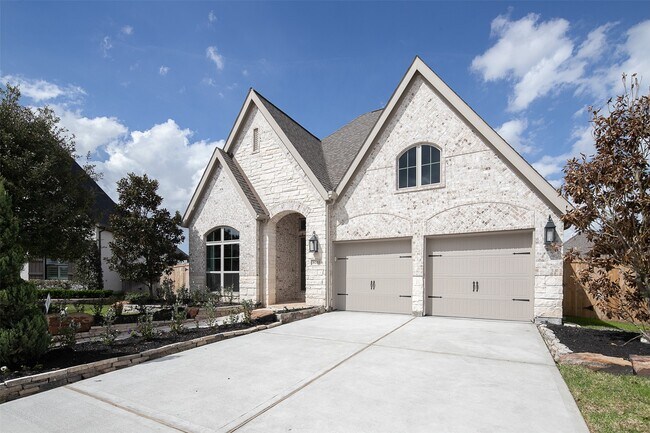 Foto del edificio - 8703 Azalea Crossing Ct