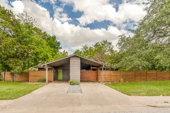 Darling duplex 2-1 side on left - 3503 Clawson Rd