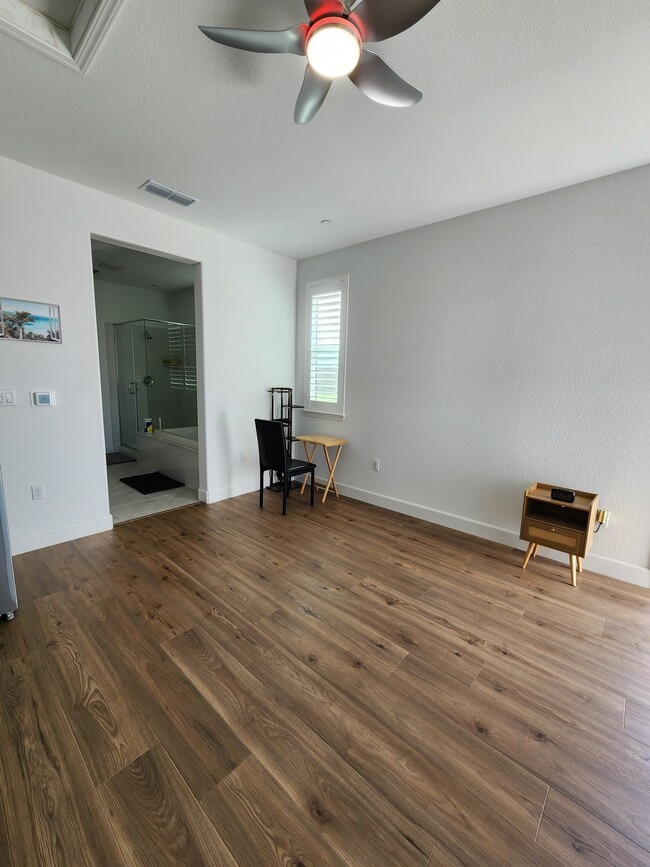 Foto del edificio - 4054 Azul Way