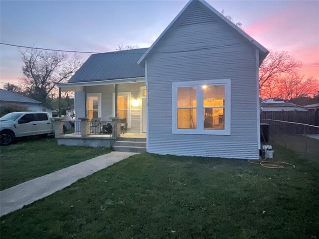 Foto del edificio - 104 S Broad St