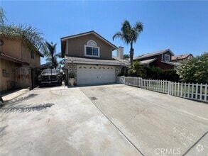 Building Photo - 17081 Fern St