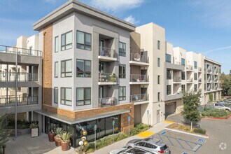 Building Photo - Santal Thousand Oaks