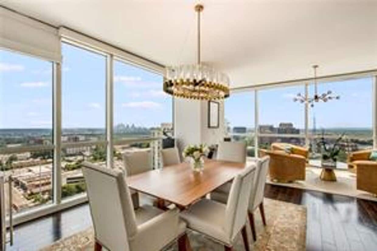 Furnished Luxury Buckhead Condo - Walk to EVERYTHING - Furnished Luxury Buckhead Condo - Walk to EVERYTHING