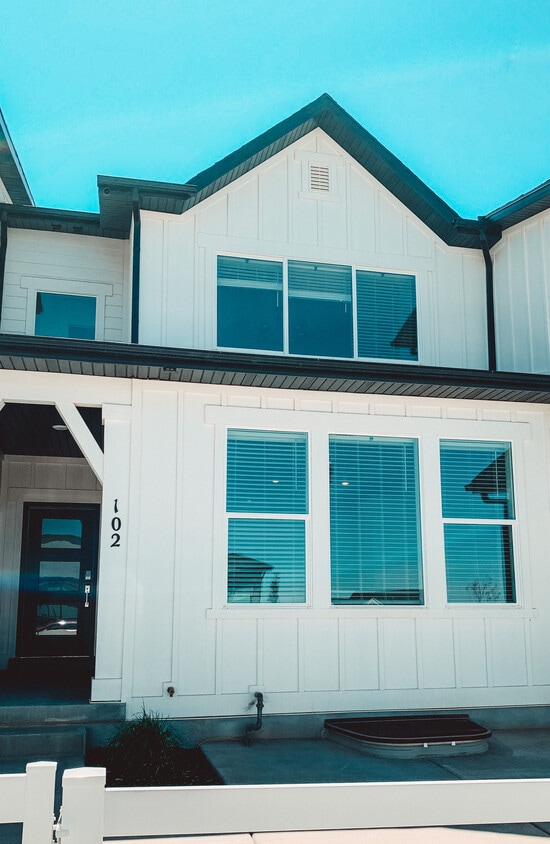 Photo - 102 E Grant Ln (North Salt Lake, UT)