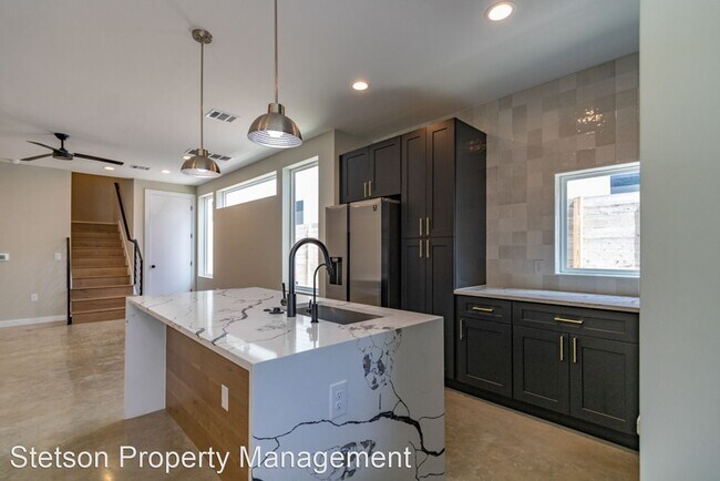 Foto del edificio - 3 br, 2.5 bath House - 7507 Bethune Ave Un...