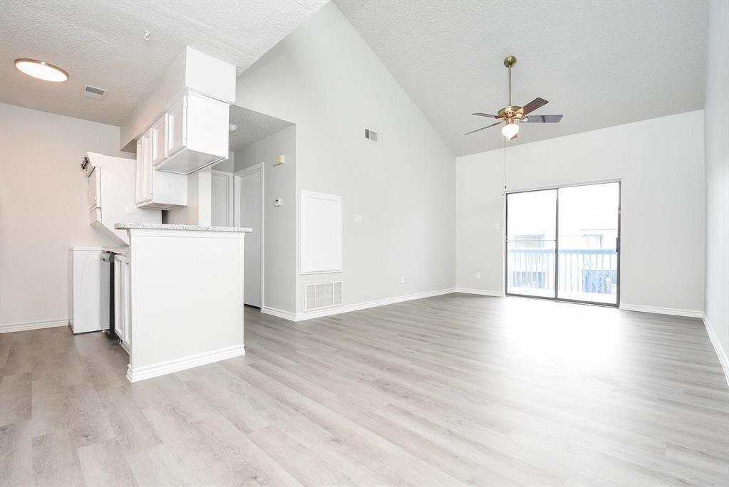 Foto principal - 13151 Walden Rd