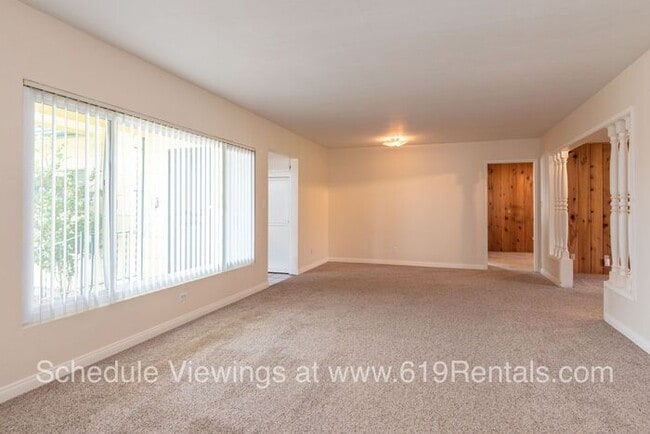 Building Photo - Large 3 Bedroom, 2 Bath House near SDSU