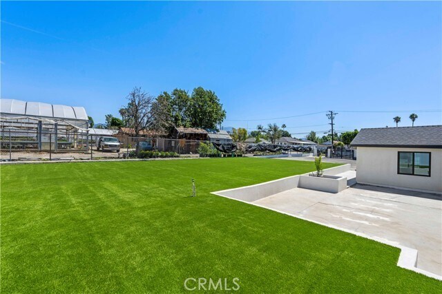 Foto del edificio - 11549 Kagel Canyon St
