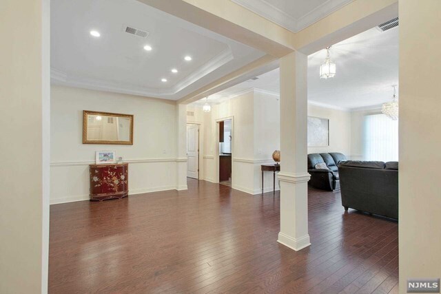Foto del edificio - 910 Four Seasons Ln