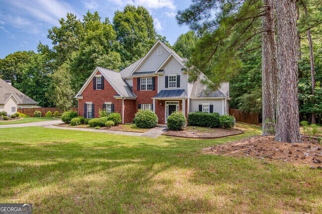 Building Photo - 255 Squire Ln