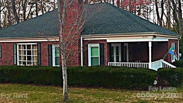 Primary Photo - 3235 Archdale Dr