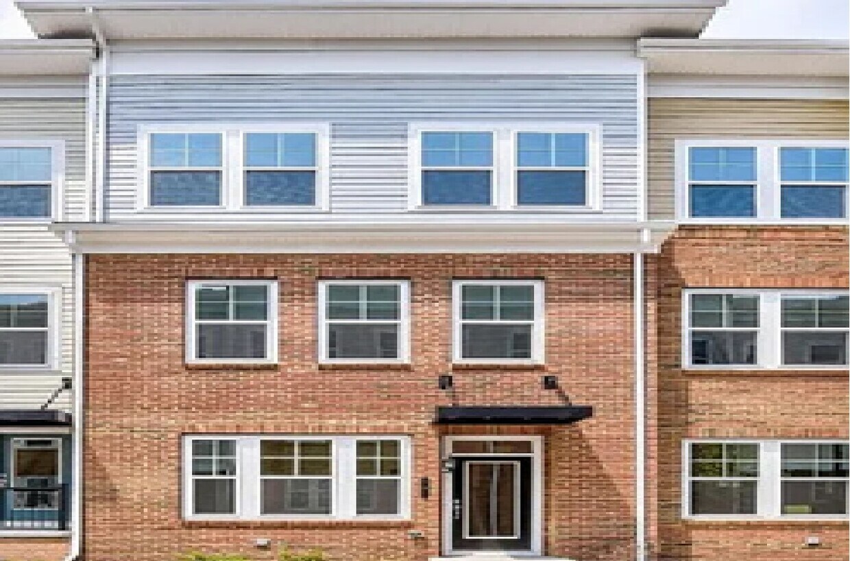 Front Elevation - 6 Bond St
