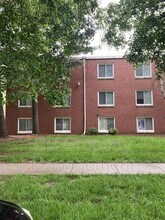 Building Photo - 709 W Church St