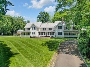 Building Photo - 314 Haverstraw Rd