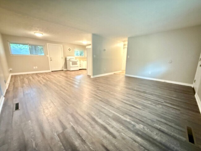 Foto del edificio - 300 Ives Ln