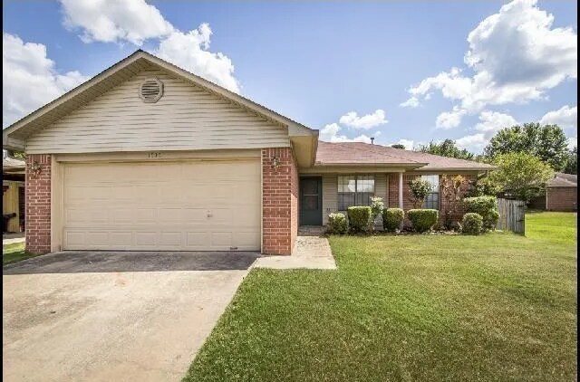 Primary Photo - 1535 Southern Hills Dr