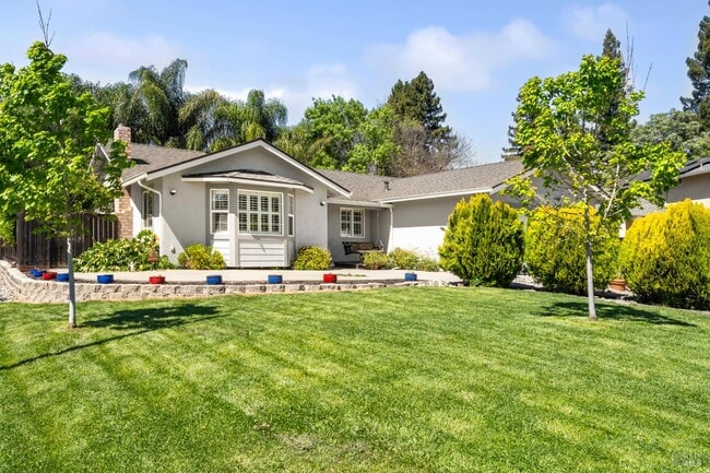 Foto del edificio - 436 Corte Lagos