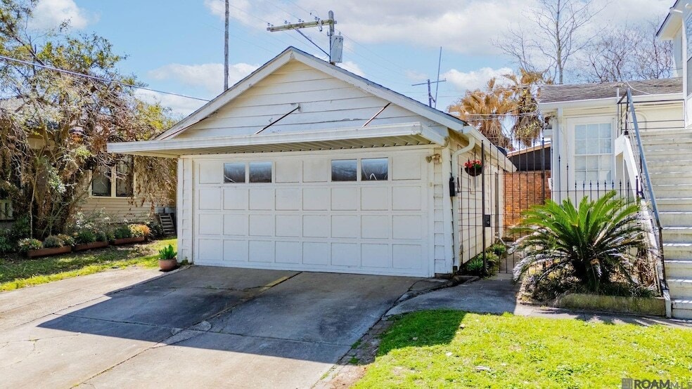 Photo - 2102 Olive St Unit A