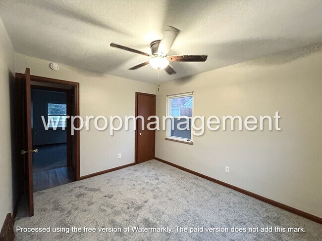 Foto del edificio - 4217 N Lockwood Ave