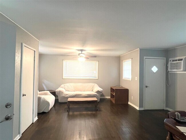 Foto del edificio - 502 N Liberty St