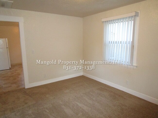 Building Photo - Charming 2-Bed 1-Bath Home with Beautiful ...