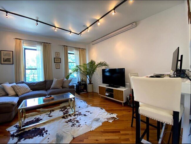Building Photo - 368 Saint Nicholas Avenue