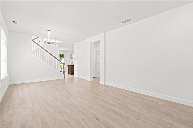 Foto del edificio - 3169 Parkham Dr