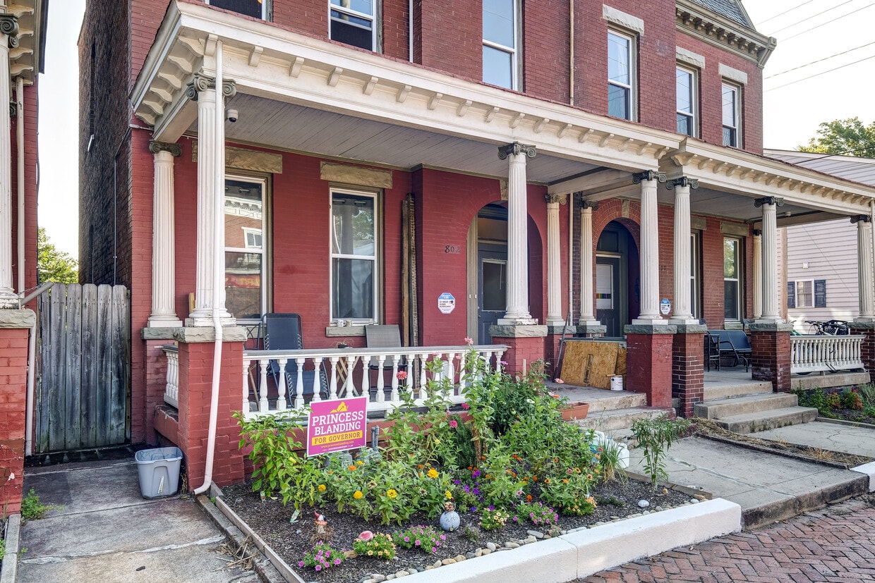 Photo - 802 W Clay St (Richmond, VA)