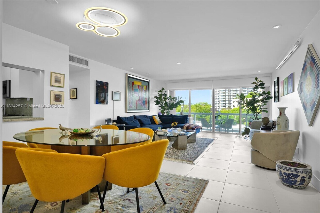 Foto principal - 2451 Brickell Ave