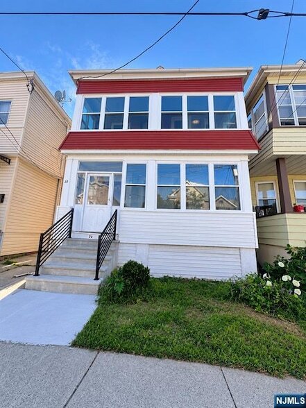 Building Photo - 22 Semel Ave