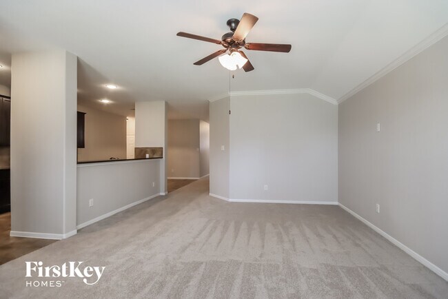 Building Photo - 9126 Georgio Dr