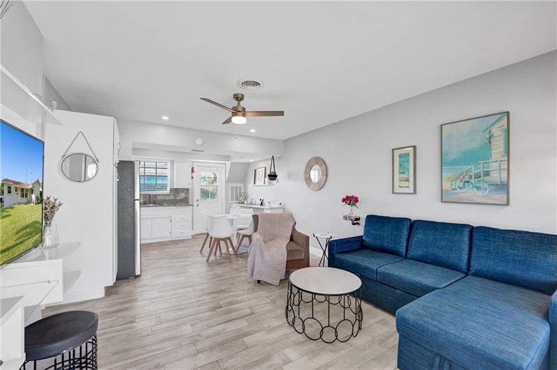 Foto principal - 1286-1290 NE 45th St
