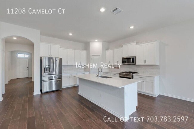 Photo - 11208 Camelot Ct House