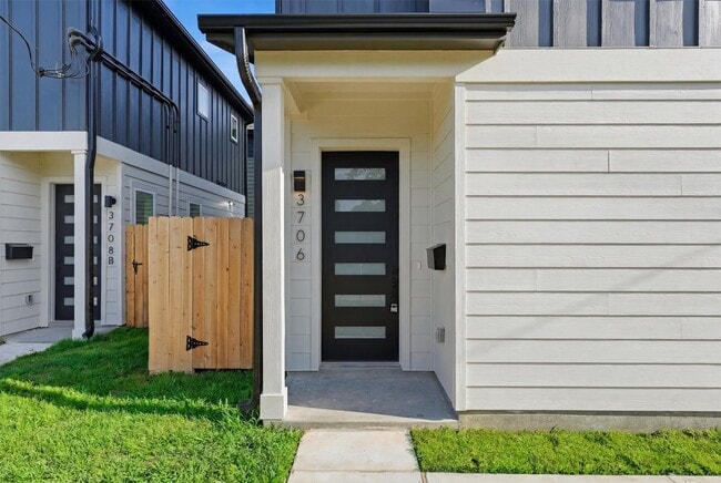 Foto del edificio - 3706 Glenrose St